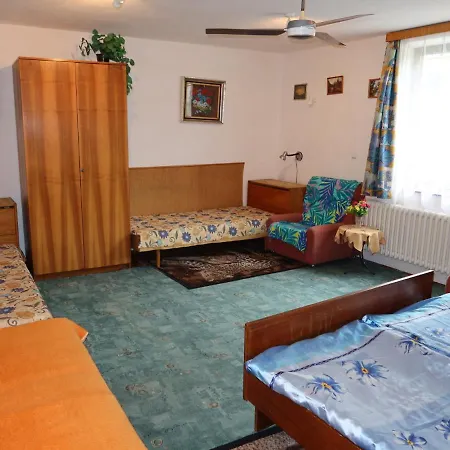 בית נופש By Interhome Plavsko